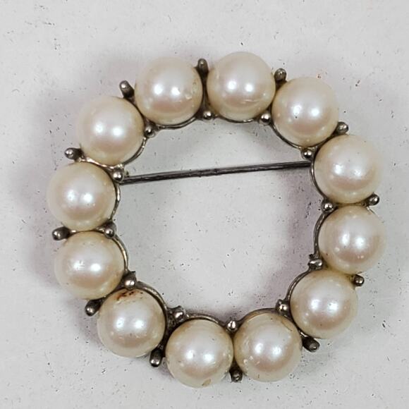Vintage Akoya Pearl Brooch Pin 1.5 Inch Round - Picture 1 of 2